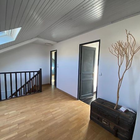 Une Belle Chambre Au Calme Avec Piscine Ormesson-sur-Marne エクステリア 写真